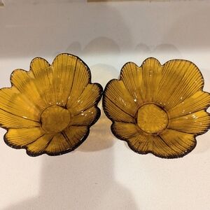 Vintage set of 2 Indiana Glass Amber petal bowls